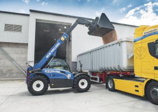 Ładowarki teleskopowe New Holland LM 7.42 Elite