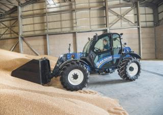 Ładowarki teleskopowe New Holland LM 7.42 Elite