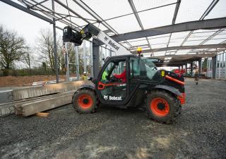 Ładowarki teleskopowe Bobcat TL30.60 Low Cab 100 IV