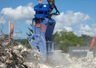 Akcesoria Rozdrabniacze betonu TREVI BENNE FR 70RD