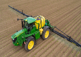 Opryskiwacze samojezdne John Deere R4150i