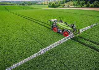 Opryskiwacze samojezdne Fendt Rogator 645