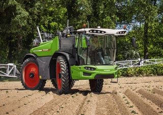 Opryskiwacze samojezdne Fendt Rogator 655 
