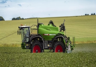 Opryskiwacze samojezdne Fendt Rogator 655 