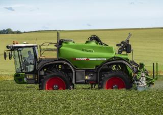 Opryskiwacze samojezdne Fendt Rogator 665 