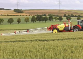 Opryskiwacze zaczepiane Kverneland iXtrack C40