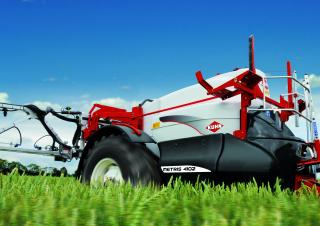 Opryskiwacze zaczepiane Kuhn Metris 2-4100