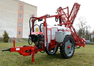 Opryskiwacze zaczepiane Unia Pilmet 1218 