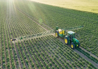 Opryskiwacze zaczepiane John Deere R732i
