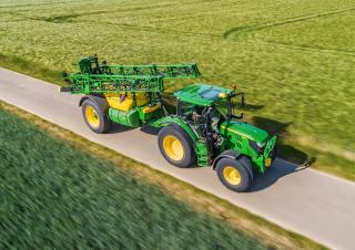Opryskiwacze zaczepiane John Deere R732i