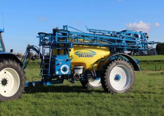 Opryskiwacze zaczepiane Delvano TS 4200
