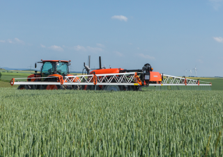 Opryskiwacze zaczepiane Kubota XTS3-3.200l iXflow-Air
