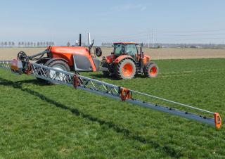 Opryskiwacze zaczepiane Kubota XTS4-4.600l