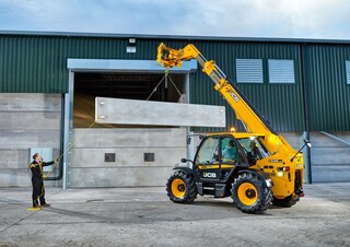Placowe urządzenie załadowcze JCB 536-95 AGRI