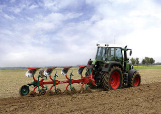 Pługi Kverneland 150 B 100