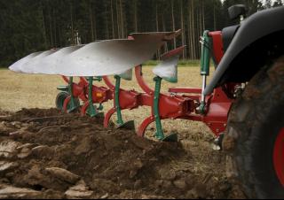 Pługi Kverneland 150 B 100