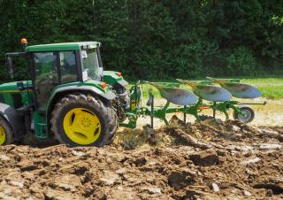 Pługi Amazone Cayros M 2-850 S