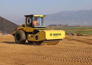 Walce Pojedyncze walce drogowe Bomag BW 218 D-5 SL