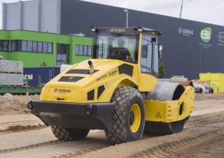 Walce Pojedyncze walce drogowe Bomag BW 220 D-5
