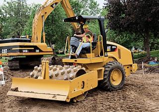 Walce Pojedyncze walce drogowe Caterpillar CP44B