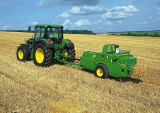 Prasa kostkująca John Deere 459