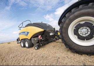 Prasa kostkująca New Holland BB 1290 RC Plus