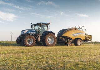 Prasa kostkująca New Holland BB 890 RC