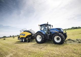 Prasa kostkująca New Holland BB 890 RC Plus
