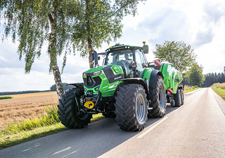 Prasa kostkująca DEUTZ-FAHR BigMaster 698