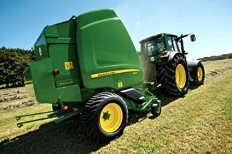 Prasy rolujące John Deere 864