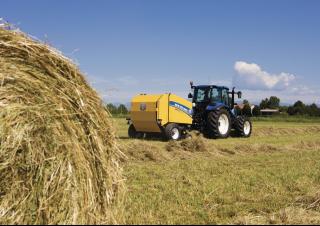 Prasy rolujące New Holland BR120 Utility