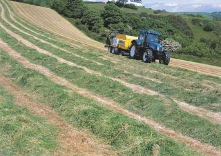 Prasy rolujące New Holland BR6090 Combi