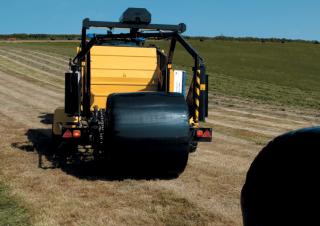 Prasy rolujące New Holland BR6090 Combi