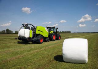 Prasy rolujące Claas Rollant 454 RC Uniwrap 