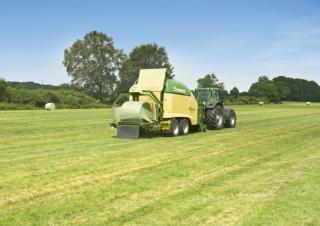 Prasy rolujące Krone Ultima CF 155 XC