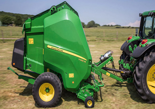 Prasy rolujące John Deere V461M