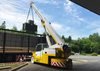 Przemysłowe żurawie samojezdne JMG MC 250 