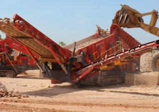 Przesiewacze mobilne Terex-Finlay 893