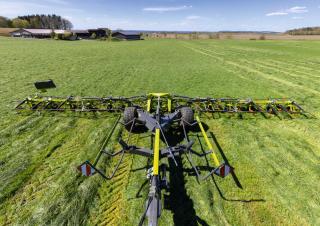 Przetrząsacze karuzelowe Claas Volto 1500 T 