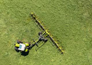 Przetrząsacze karuzelowe Claas Volto 1500 T 