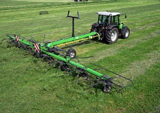 Przetrząsacze karuzelowe DEUTZ-FAHR CoM 5222