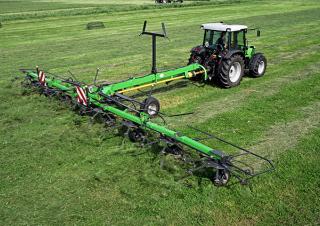 Przetrząsacze karuzelowe DEUTZ-FAHR CoM 5521