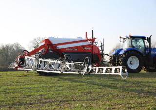 Opryskiwacze zaczepiane Kuhn Oceanis 2-5600
