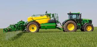 Opryskiwacze zaczepiane John Deere R 962 i