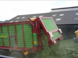 Przyczepy silosowe Strautmann Giga-Vitesse CFS 4001