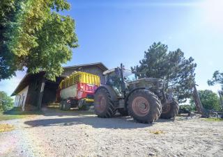 Przyczepy silosowe Pöttinger Boss 3240 DB Master