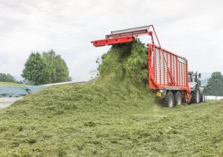 Przyczepy silosowe Pöttinger Jumbo 7220 D