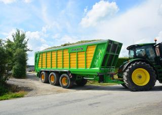 Przyczepy silosowe Joskin SILO-SPACE 2 540T