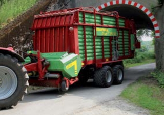 Przyczepy silosowe Strautmann Zelon CFS 3301