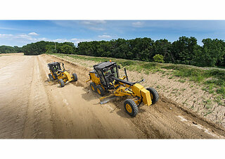 Równiarki Caterpillar 120Joy-14A AWD